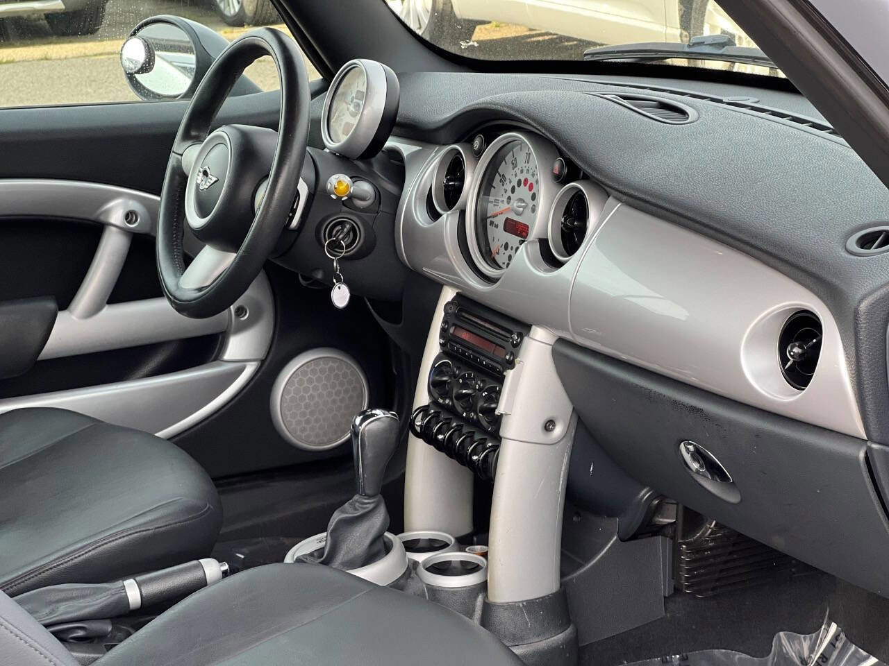 Used 2008 MINI Cooper Convertible image 12