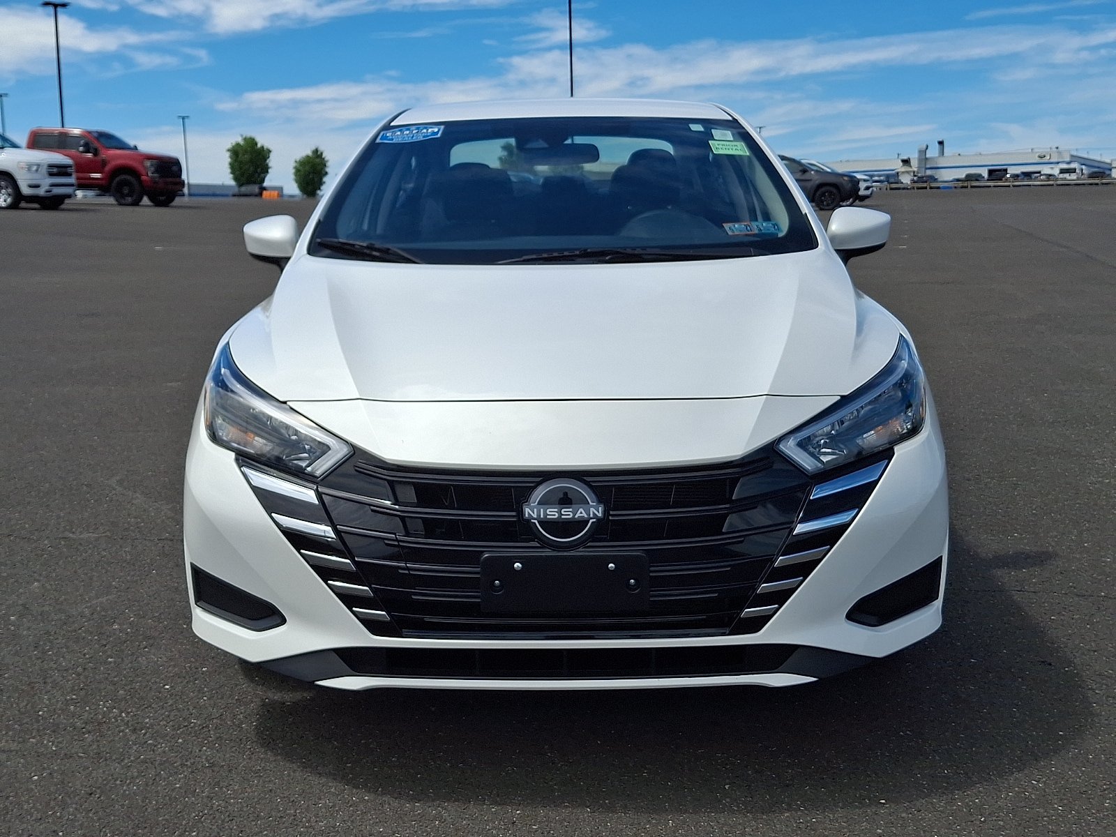 Used 2025 Nissan Versa SV FWD video 2