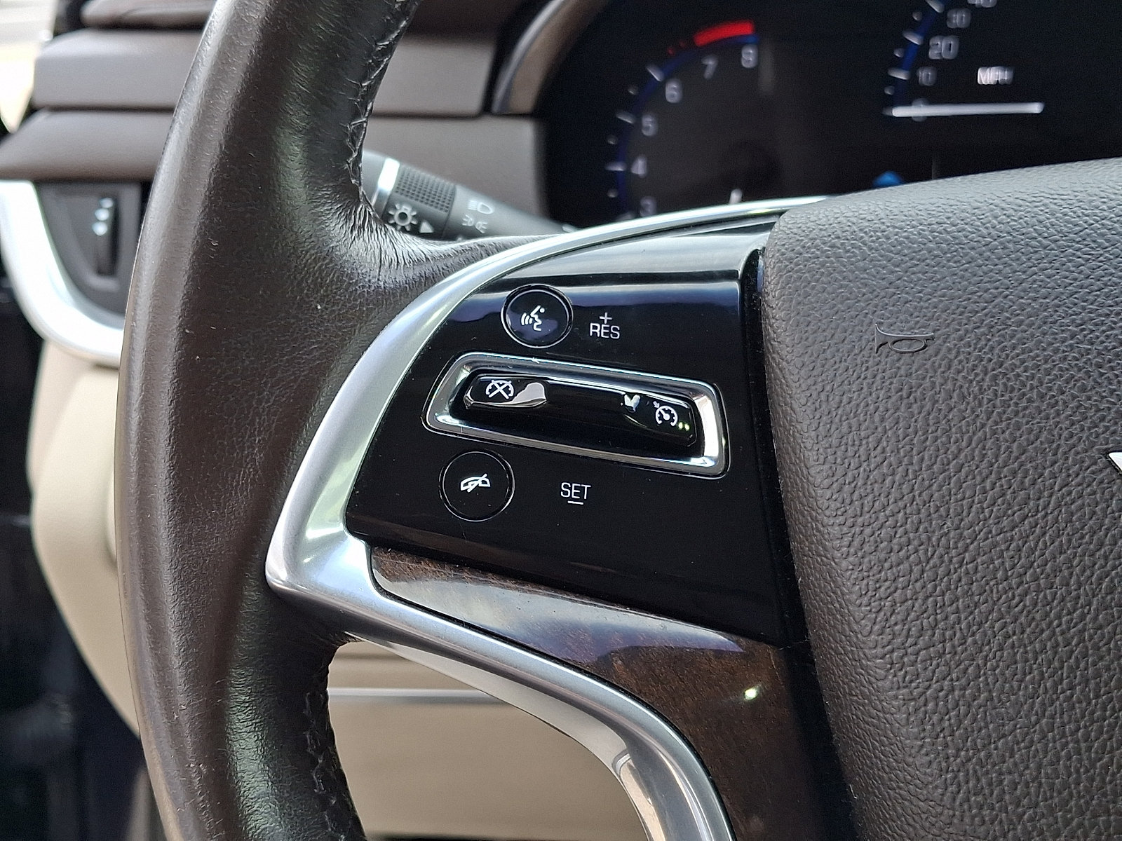 Used 2016 Cadillac XTS FWD image 19