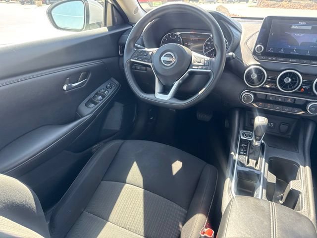 Used 2024 Nissan Sentra SV FWD image 16