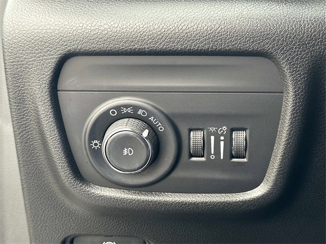 Used 2022 Jeep Grand Cherokee Trailhawk image 12