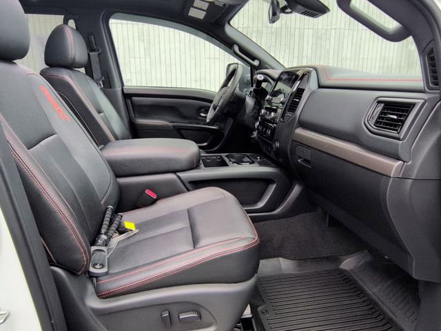 Used 2024 Nissan Titan PRO-4X w/ Pro-4x Convenience Package image 31
