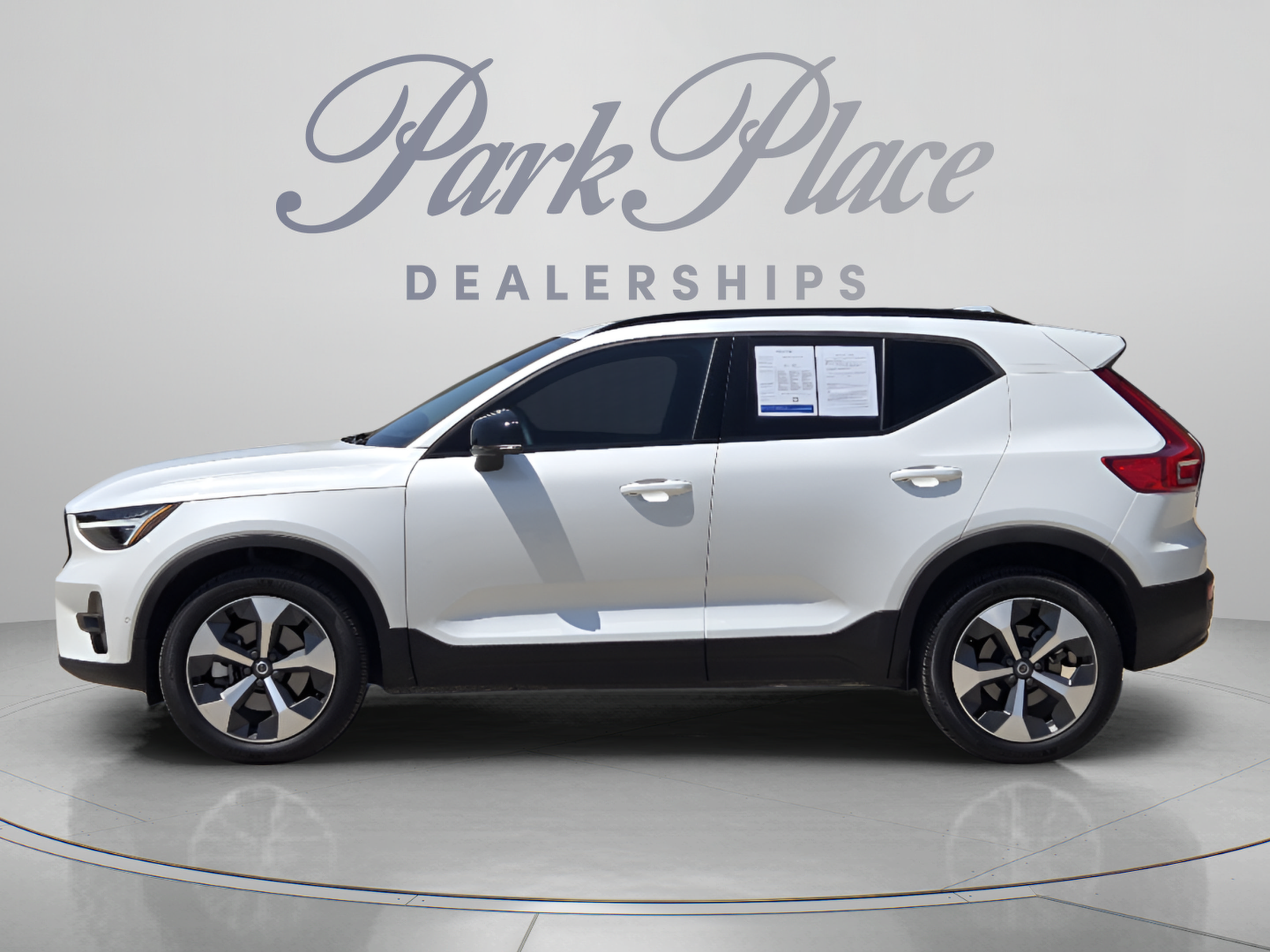 Certified 2026 Volvo XC40 B5 Plus w/ Protection Package Premier AWD/4WD image 2