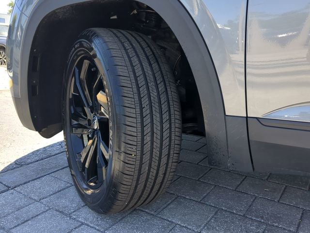 Used 2023 Volkswagen Atlas SE w/ Black Wheel Package image 34
