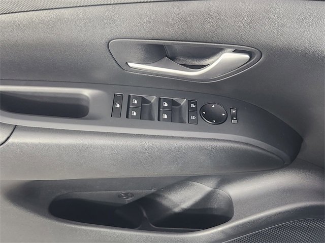 Certified 2025 Hyundai Santa Cruz SEL image 9