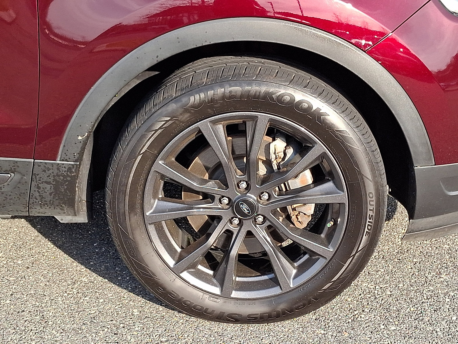 Used 2018 Ford Explorer XLT w/ Equipment Group 202A image 8