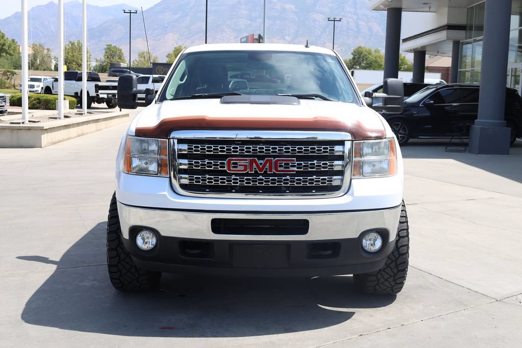 Used 2014 GMC Sierra 3500 SLE w/ SLE Preferred Package AWD/4WD image 9