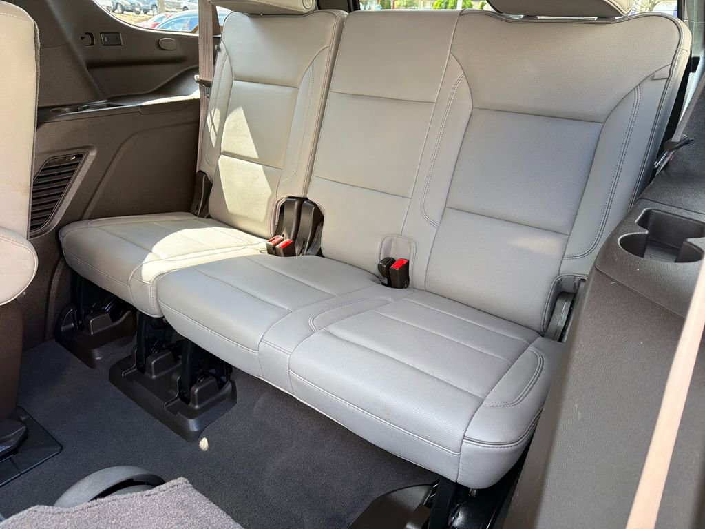 Used 2021 GMC Yukon SLT w/ SLT Luxury Plus Package AWD/4WD image 21