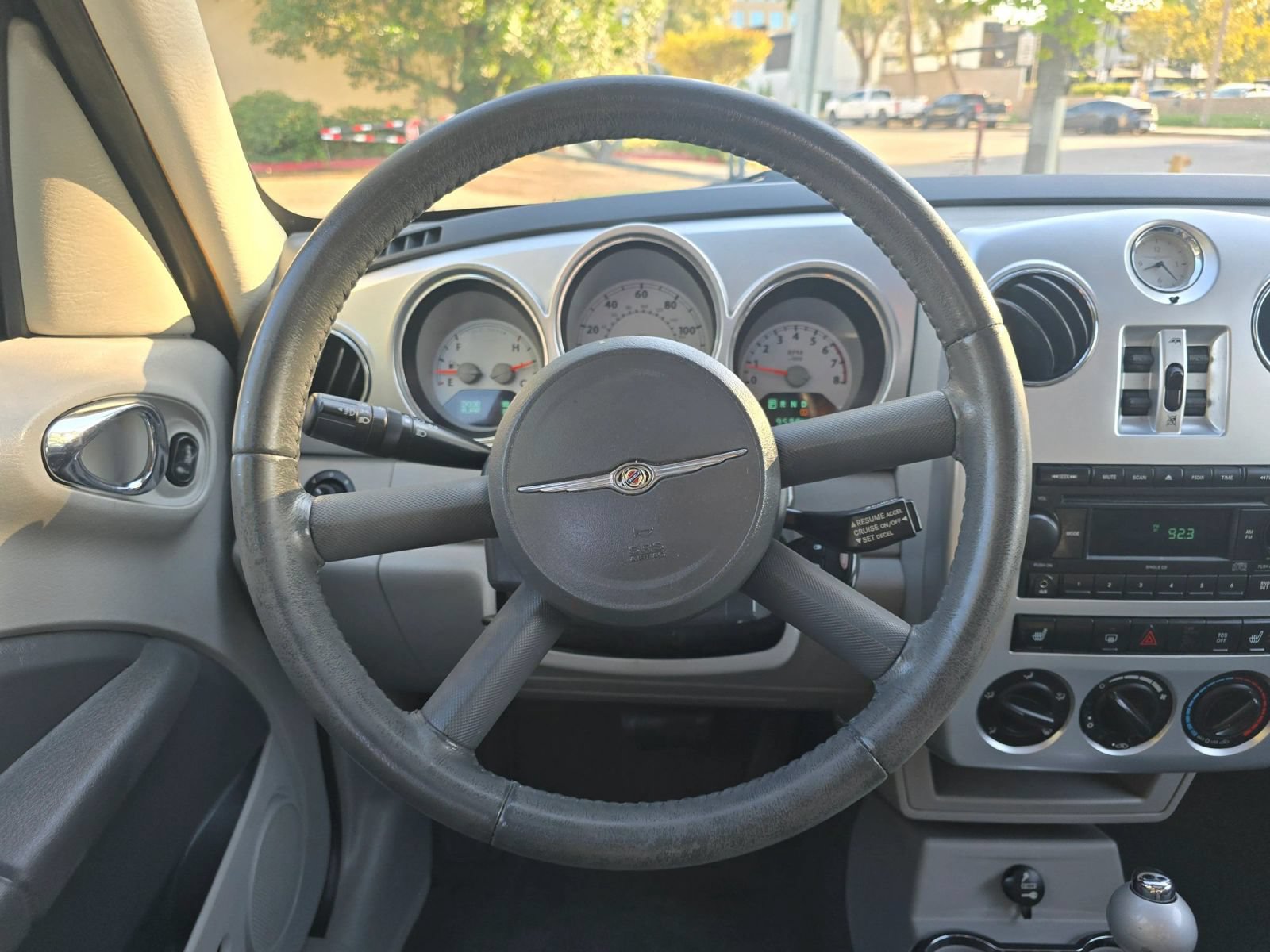 Used 2010 Chrysler PT Cruiser w/ Convenience Group FWD image 16