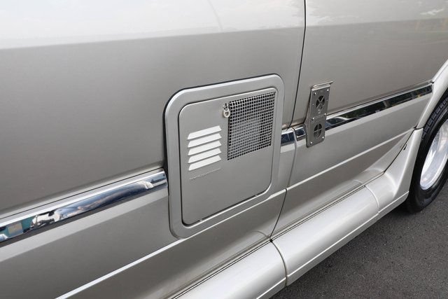 Used 2014 Mercedes-Benz Sprinter 3500 image 30