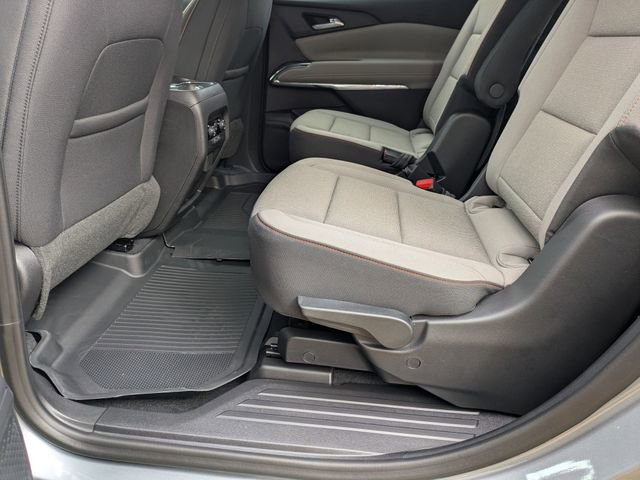 New 2026 Chevrolet Traverse LT w/ Sun and Wheel Package image 28
