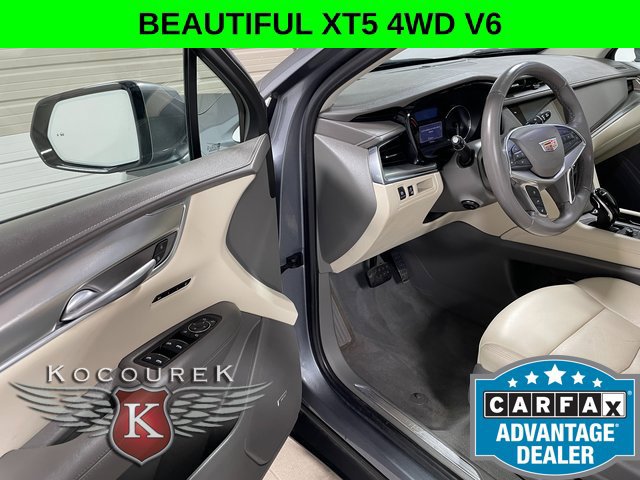 Used 2021 Cadillac XT5 Premium Luxury AWD/4WD image 10