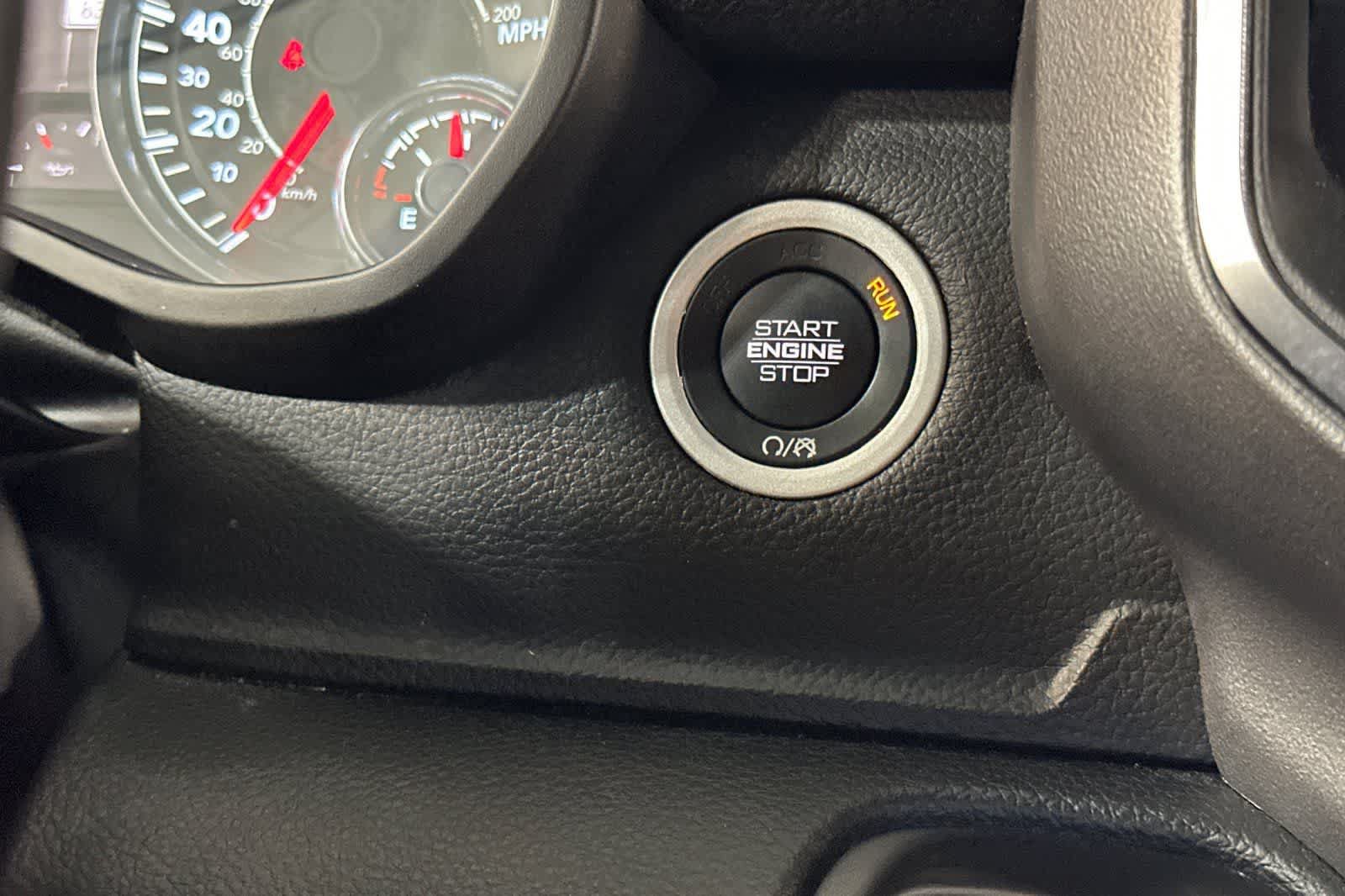 Used 2024 RAM 1500 Laramie AWD/4WD image 24