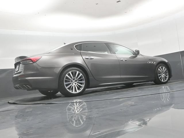 Used 2022 Maserati Quattroporte Modena Q4 AWD/4WD image 40