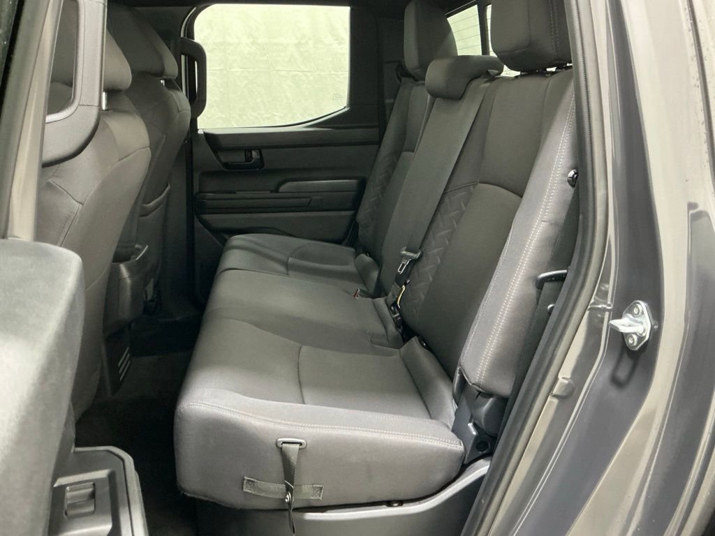 Used 2025 Toyota Tacoma SR5 w/ SR5 Upgrade Package image 18