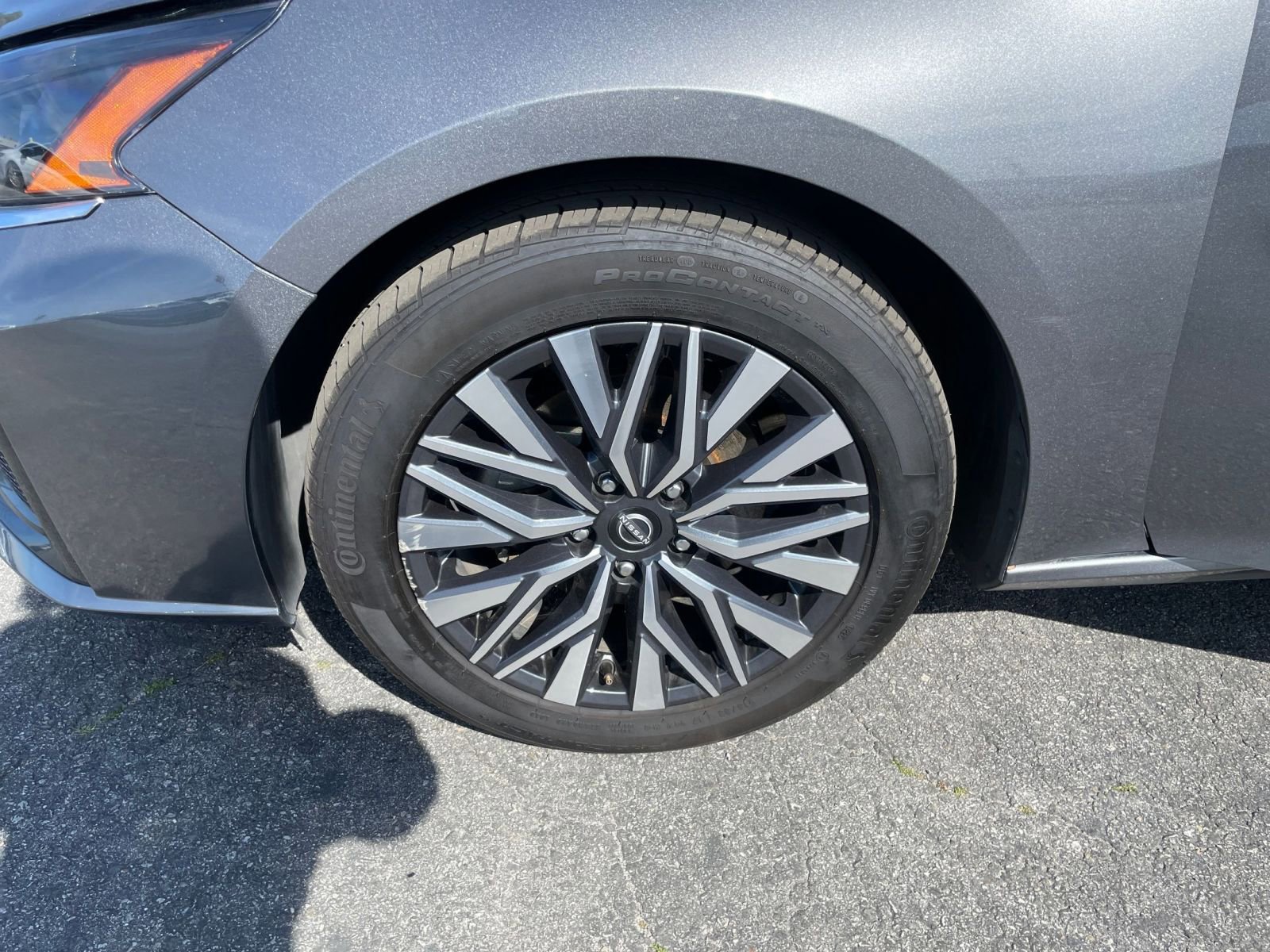 Used 2025 Nissan Altima 2.5 SV image 31