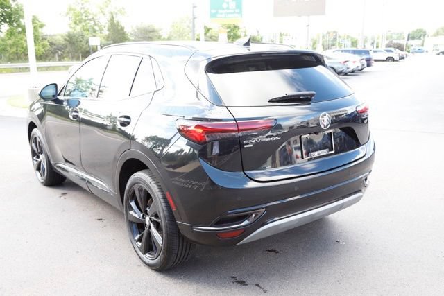 Used 2022 Buick Envision Preferred AWD/4WD image 9