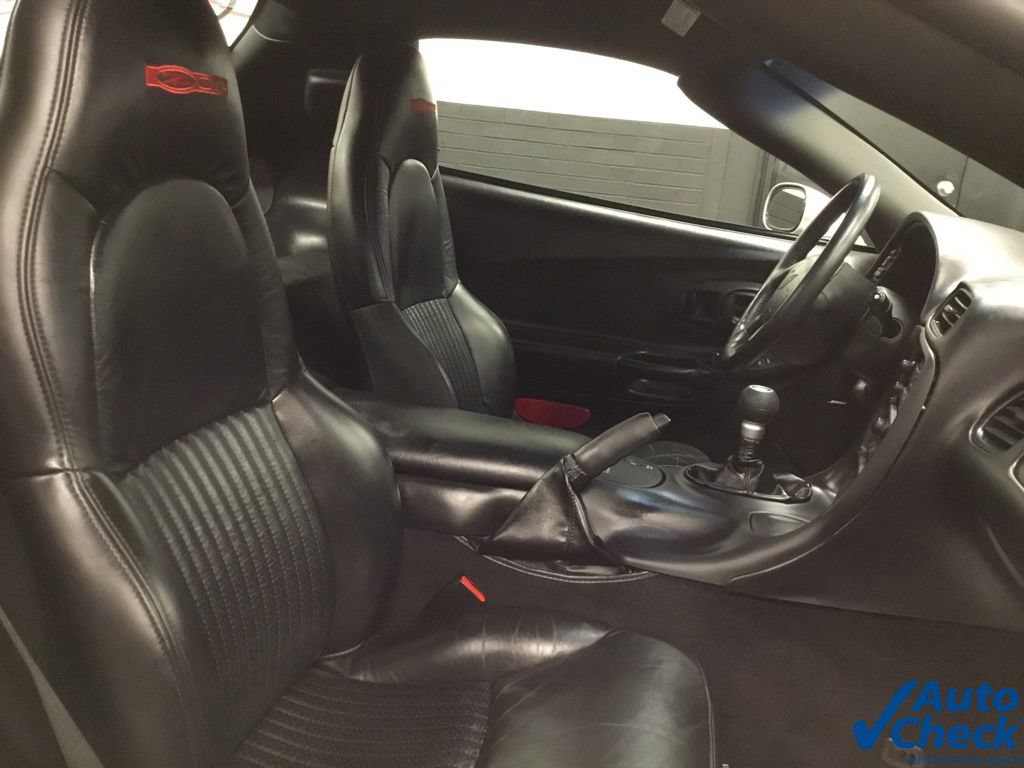 Used 2004 Chevrolet Corvette Z06 w/ Memory Package RWD image 21