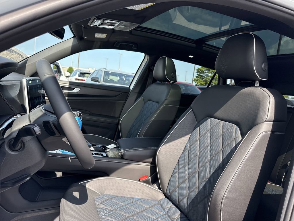 New 2025 Volkswagen Atlas Cross Sport SEL Premium R-Line image 12