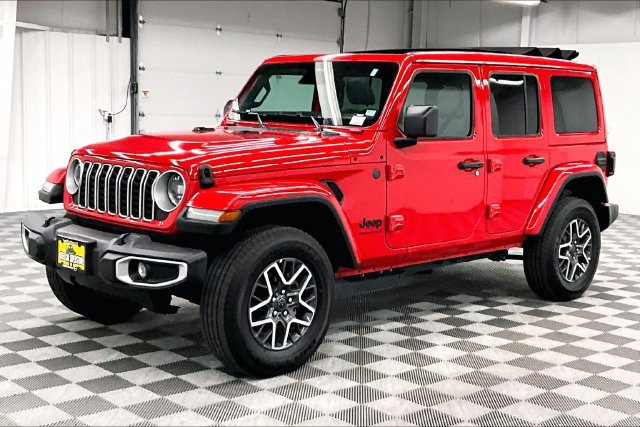 Used 2026 Jeep Wrangler Unlimited Sahara AWD/4WD image 12