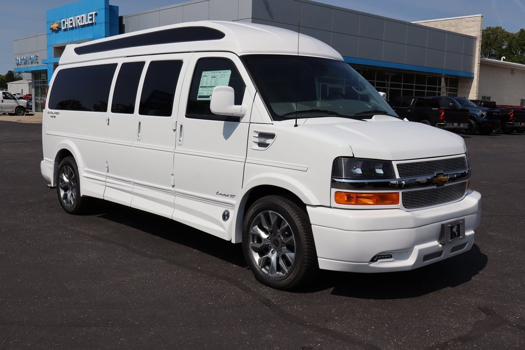 New 2025 Chevrolet Express 2500 Extended w/ Driver Convenience Package image 2