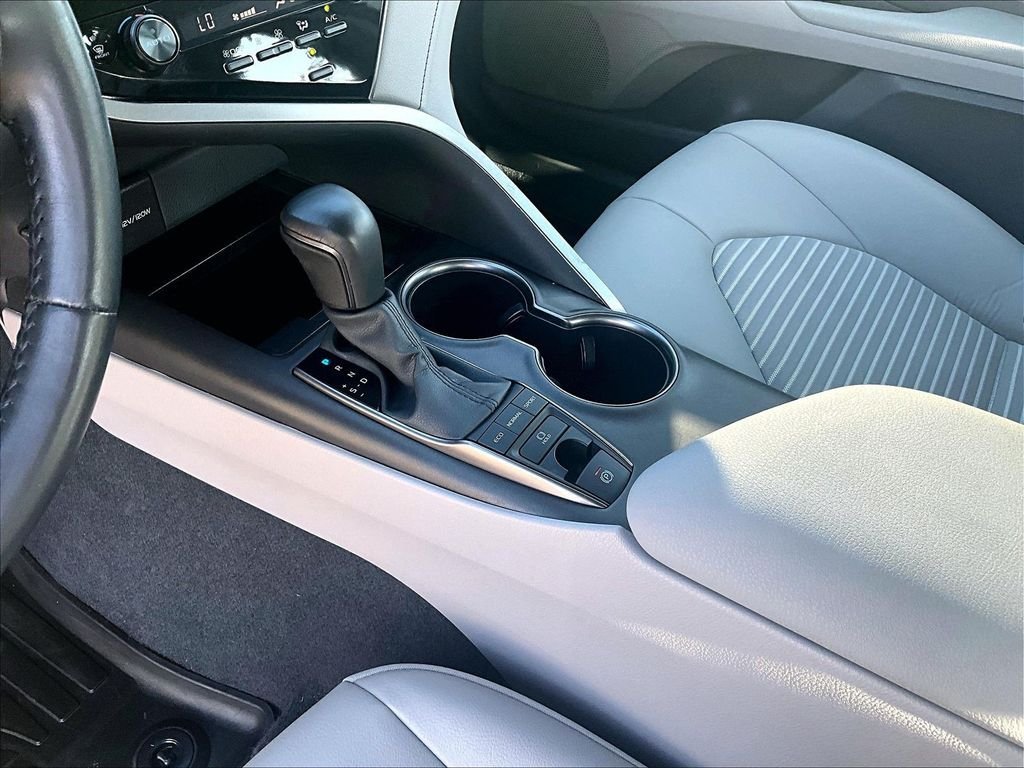 Used 2024 Toyota Camry SE AWD/4WD image 20