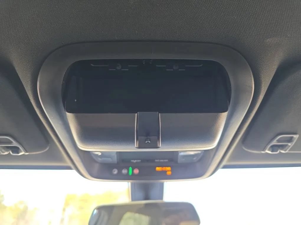 Used 2019 Cadillac XT5 AWD image 36