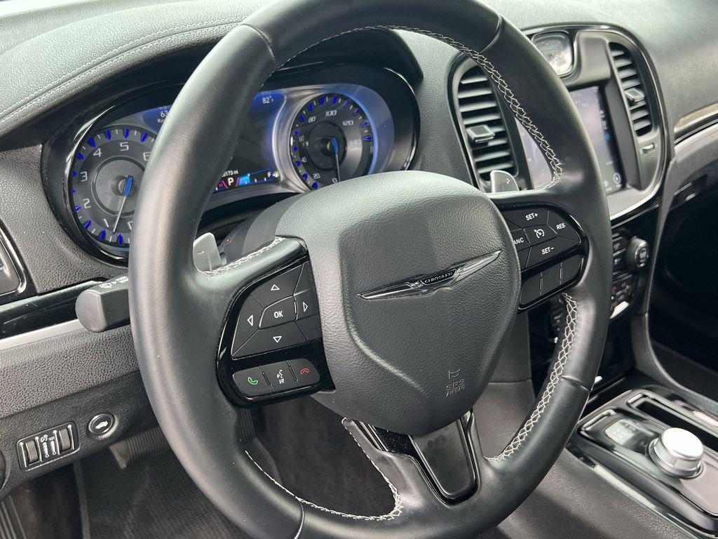 Used 2017 Chrysler 300 S w/ 300S Premium Group image 22