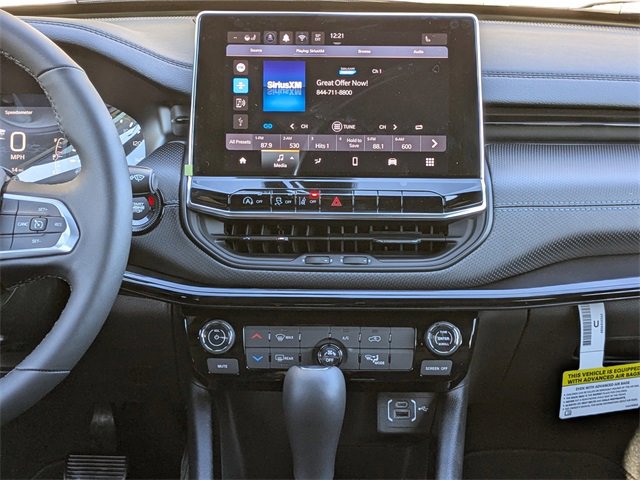 New 2026 Jeep Compass Latitude image 18