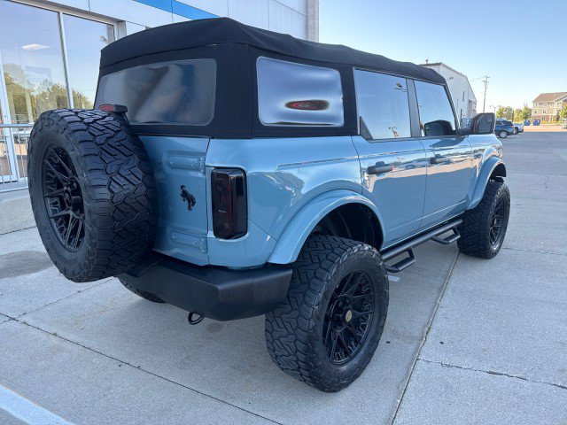 Used 2022 Ford Bronco 4-Door AWD/4WD image 3