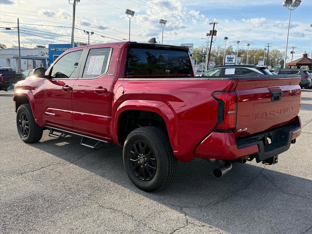 Used 2024 Toyota Tacoma SR5 AWD/4WD image 6