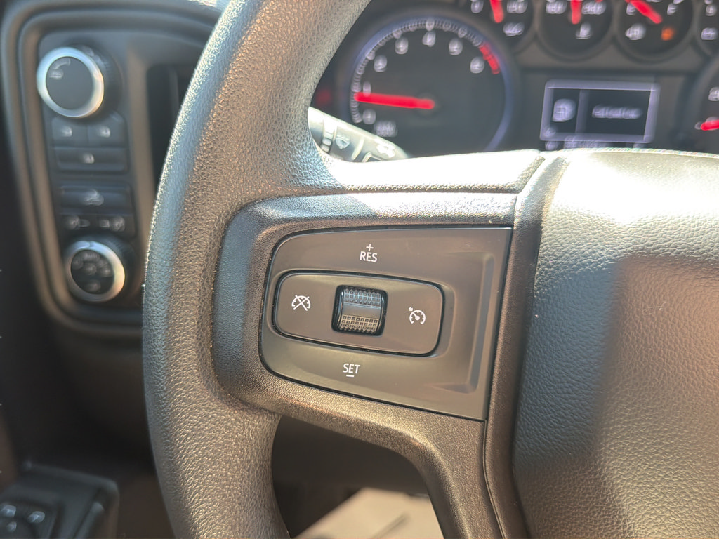 Used 2020 Chevrolet Silverado 2500 Custom w/ Custom Value Package AWD/4WD image 18