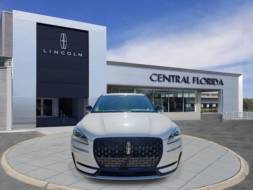 Used 2025 Lincoln Corsair Reserve w/ Jet Appearance Package image 9