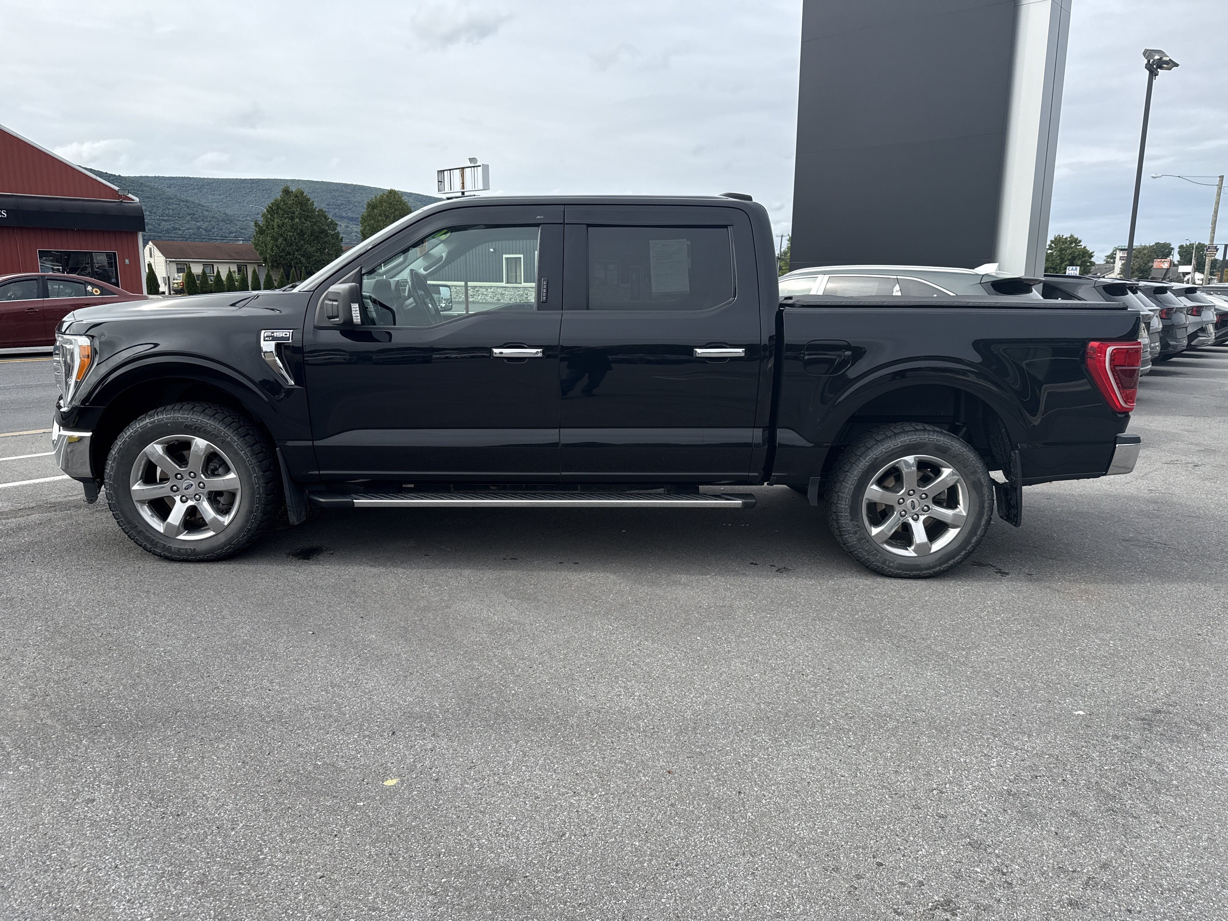 Used 2021 Ford F150 XLT w/ Equipment Group 302A High AWD/4WD image 7