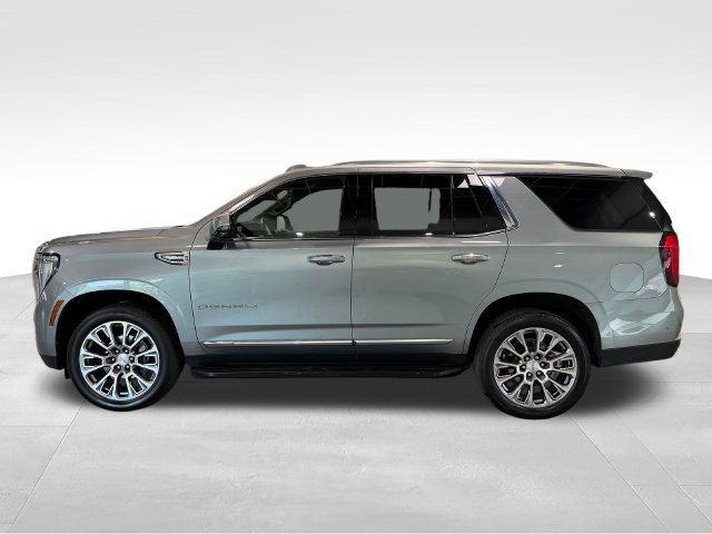 Used 2025 GMC Yukon Denali AWD/4WD image 8