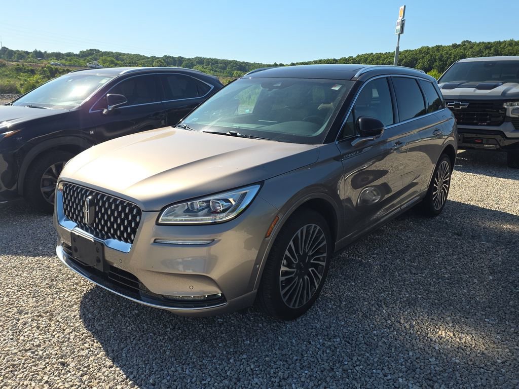Used 2020 Lincoln Corsair Reserve w/ Equipment Group 201A AWD/4WD image 3