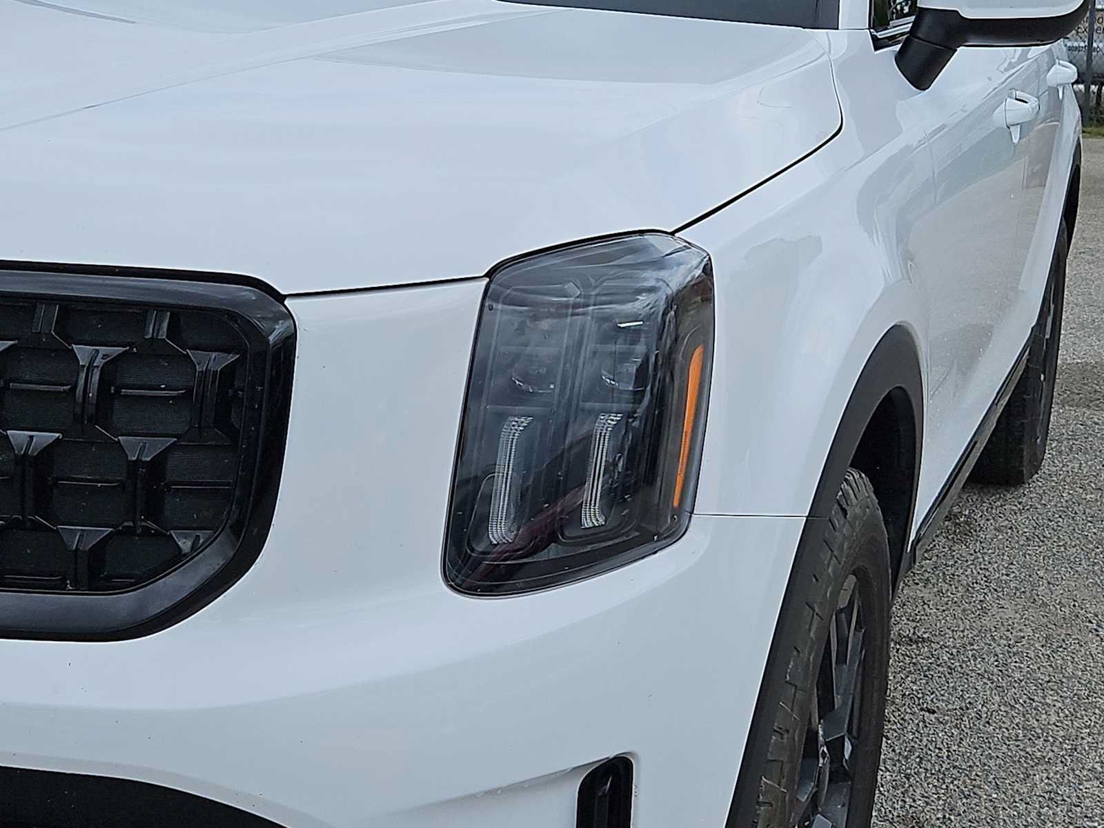 Certified 2025 Kia Telluride AWD image 10