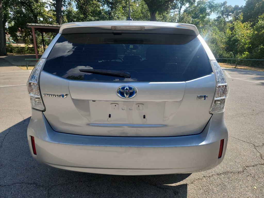 Used 2014 Toyota Prius V Five FWD image 6