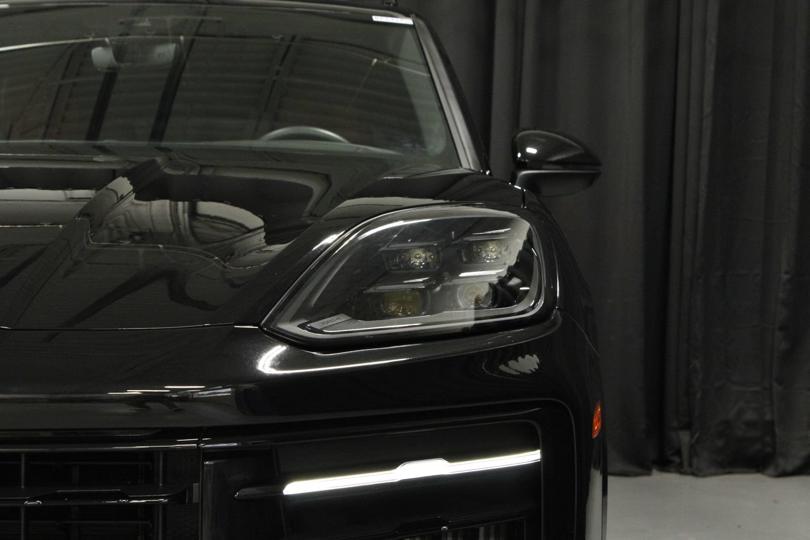 Certified 2024 Porsche Cayenne S AWD/4WD image 22
