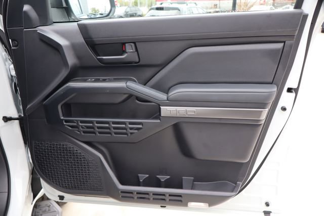 Used 2025 Toyota 4Runner TRD Off-Road image 24