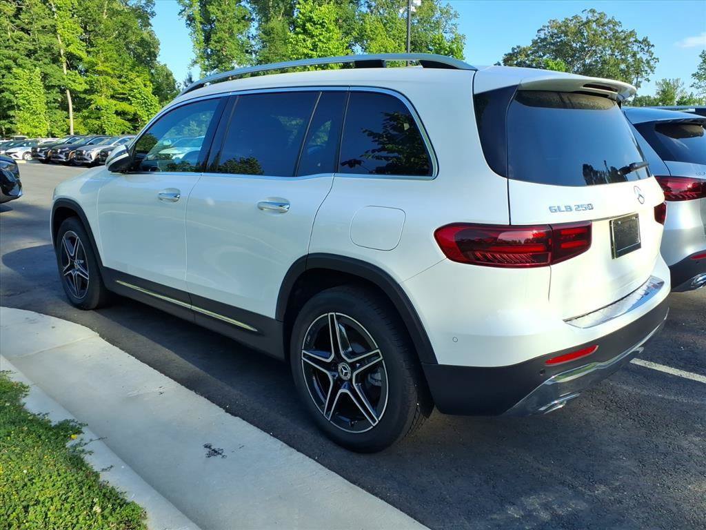 New 2026 Mercedes-Benz GLB 250 4MATIC image 26