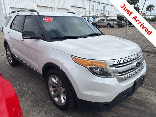 Used 2013 Ford Explorer XLT image 3