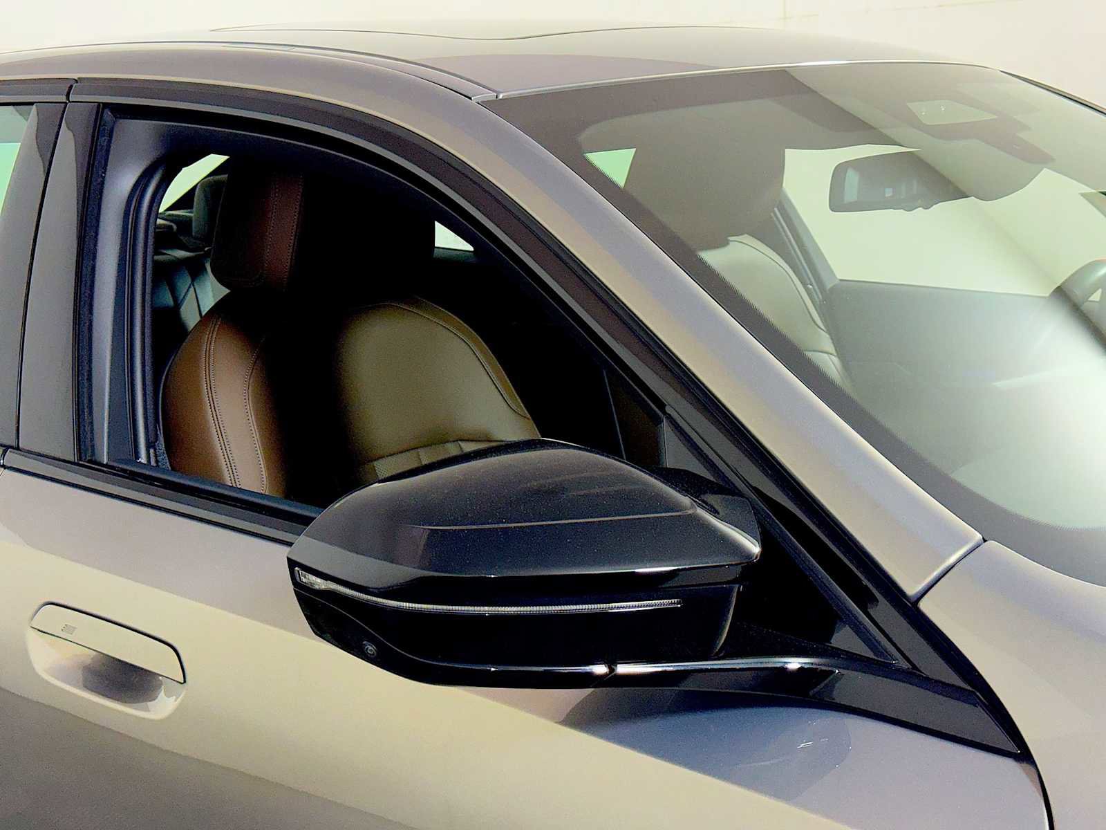 Used 2024 BMW i5 M60 w/ Premium Package image 30