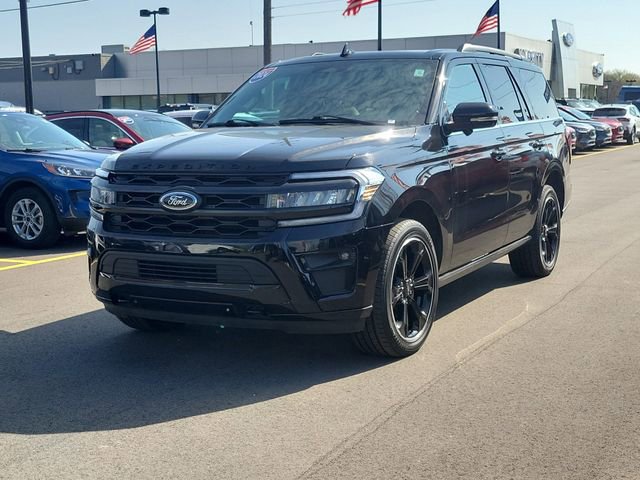 Certified 2024 Ford Expedition Limited image 2