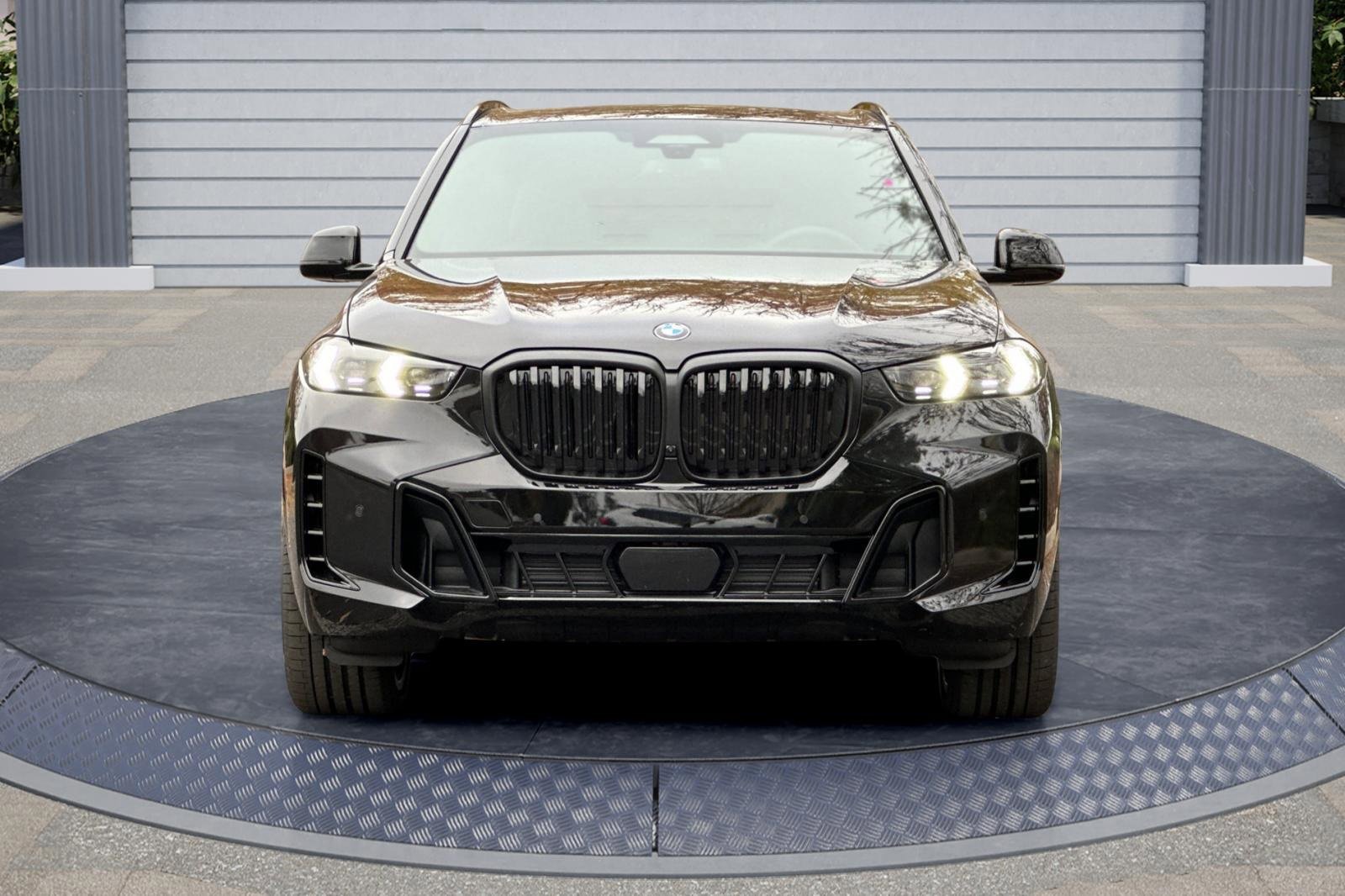 New 2026 BMW X5 xDrive40i w/ Executive Package image 2