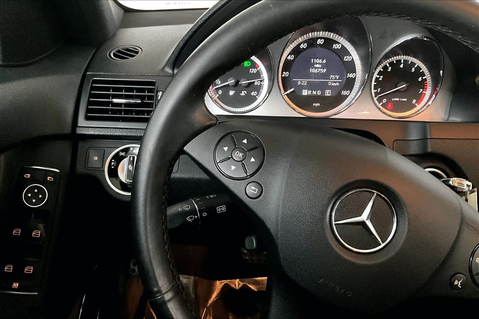Used 2011 Mercedes-Benz C 300 4MATIC Sedan image 24
