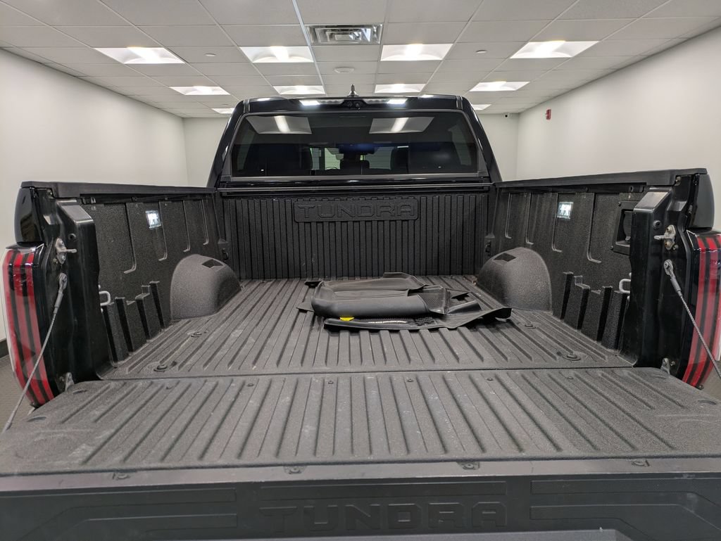 Used 2024 Toyota Tundra Platinum AWD/4WD image 26