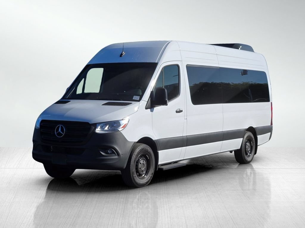 Used 2024 Mercedes-Benz Sprinter 2500 image 8