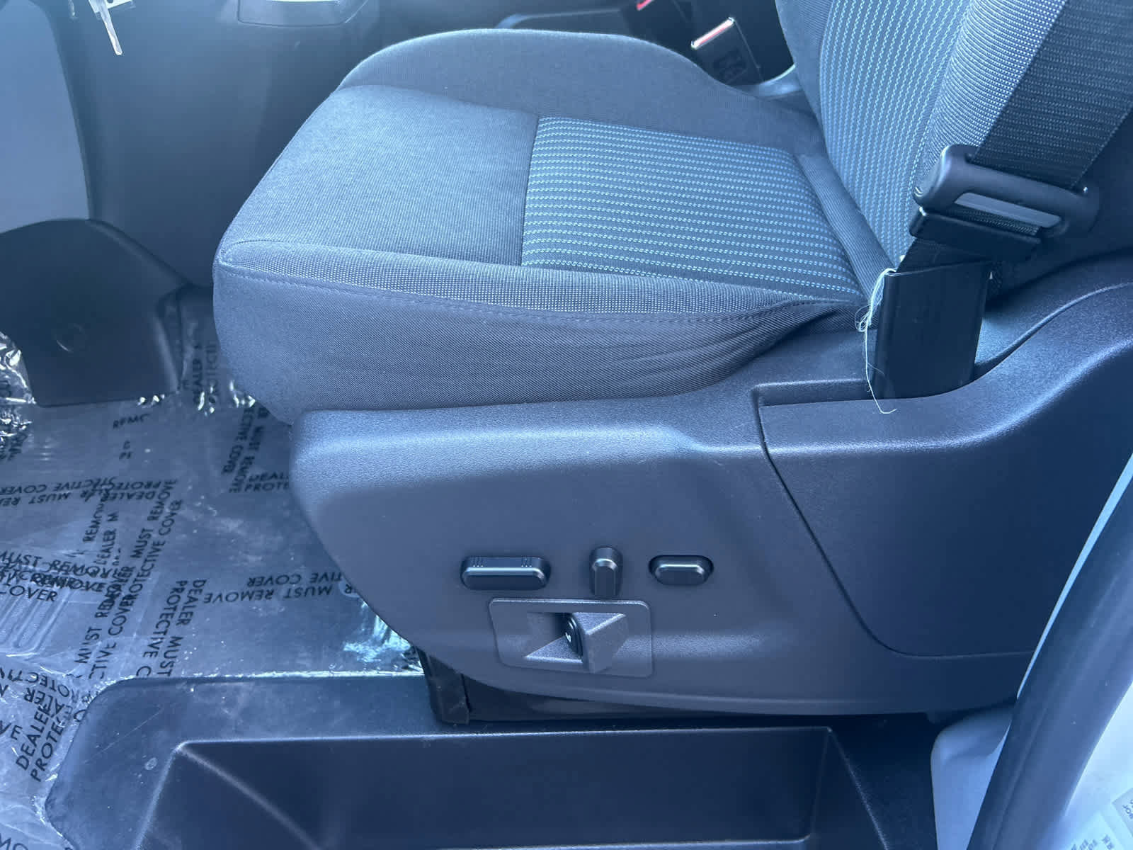 Used 2019 Ford Transit 150 XLT RWD image 11