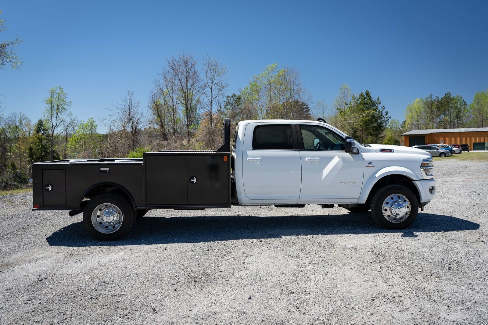 New 2026 RAM 4500 Tradesman w/ Laramie Trim Package image 10